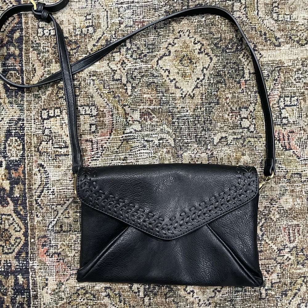 Anthropologie Isabella Whipstitch Crossbody
Envelope Bag w Braided Gold Detail